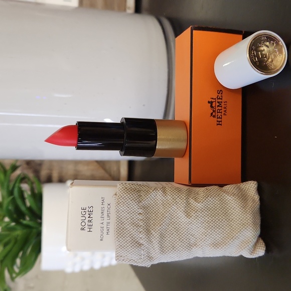 Hermes Rouge Exotique 26 Mat New in Box with (can you believe) a Dusty